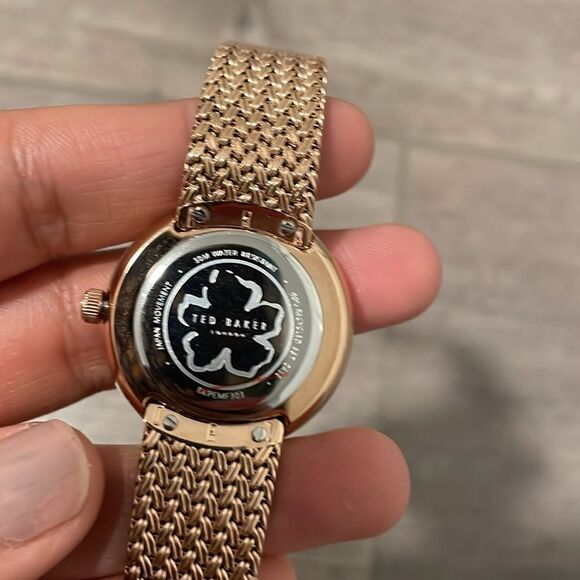 NWT Ted Baker Rose Gold Watch with Pink Dial and metal strap - Picture 6 of 7